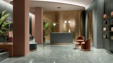emerald-green-marmer-look-keramiek-kantoor-hotel-hal-1
